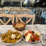 Your Ideal Greek Family Place *