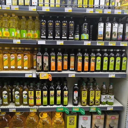 Your Ideal Greek Family Place דירה *