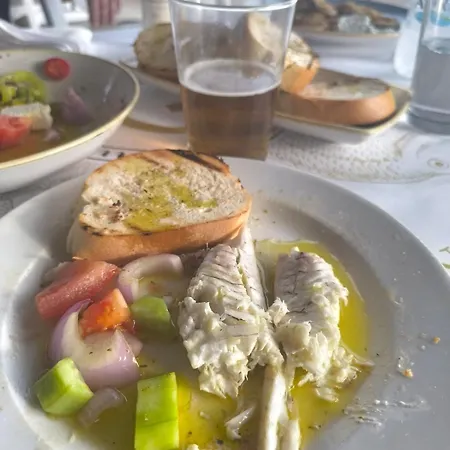 Your Ideal Greek Family Place Lägenhet *